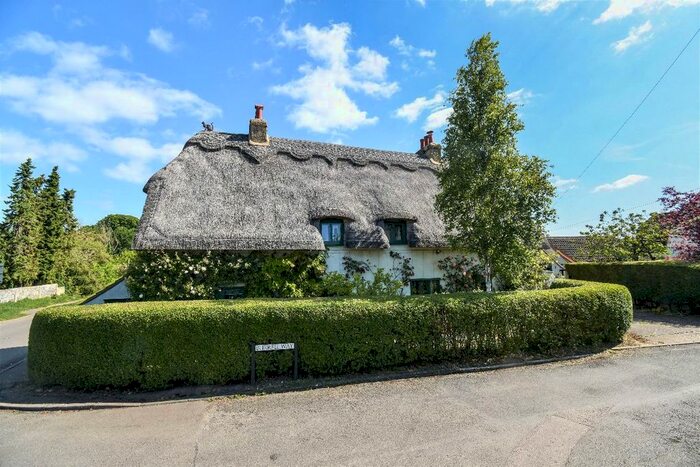 4 Bedroom Cottage For Sale In Burrell Way, Balsham, Cambridge, CB21