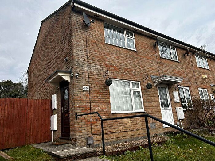 2 Bedroom End Of Terrace House To Rent In Hedgemoor, Bridgend, CF31