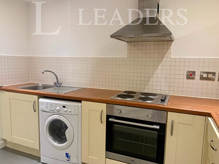 2 Bedroom Apartment To Rent In Avoca Court, Moseley Road, Digbeth, B12