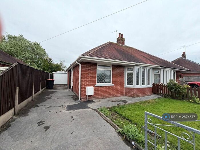 2 Bedroom Bungalow To Rent In Masefield Avenue, Thornton, FY5