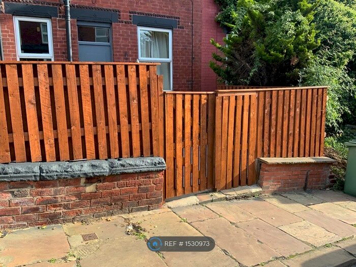 2 Bedroom Terraced House To Rent In Argie Road, Leeds, LS4