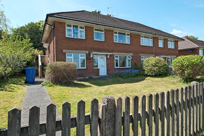 2 Bedroom Apartment For Sale In Kelbrook Road, Barnoldswick, Lancashire, BB18