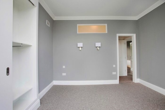 3 Bedroom Terraced House To Rent In Burnt Ash Hill, London, SE12