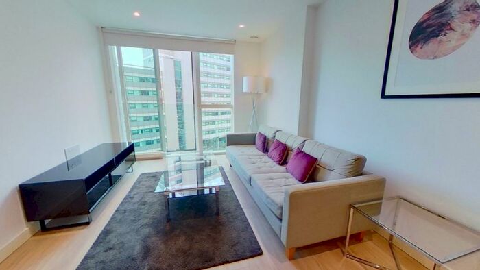 1 Bedroom Apartment To Rent In Pinnacle Apartments, Saffron Central Square, Croydon, CR0