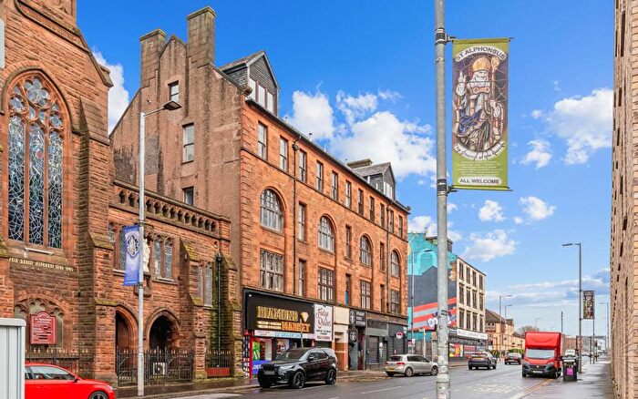 2 Bedroom Flat For Sale In London Road, Flat, Trongate, Glasgow, G40