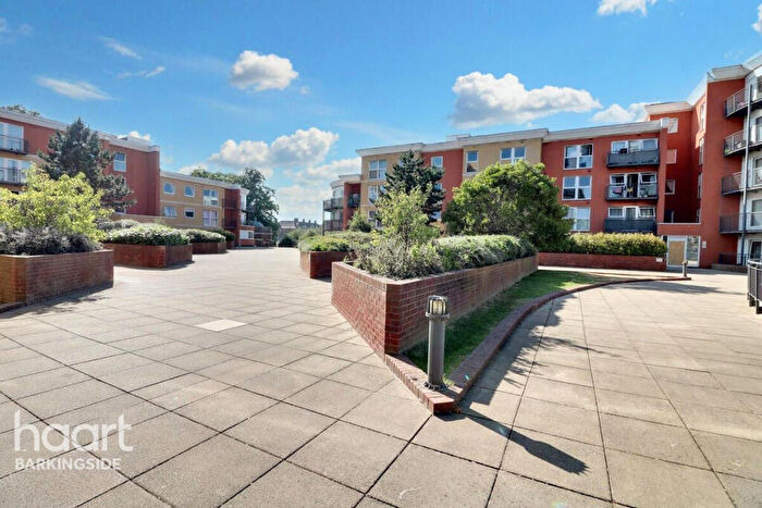 1 Bedroom Apartment For Sale In Monarch Way, Newbury Park, IG2