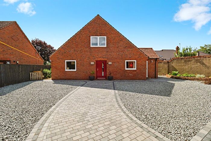 4 Bedroom Detached House For Sale In Pinfold Lane, Roos, Hull, HU12
