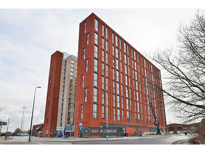 1 Bedroom Flat To Rent In Wharf End, Trafford Park, Manchester, M17