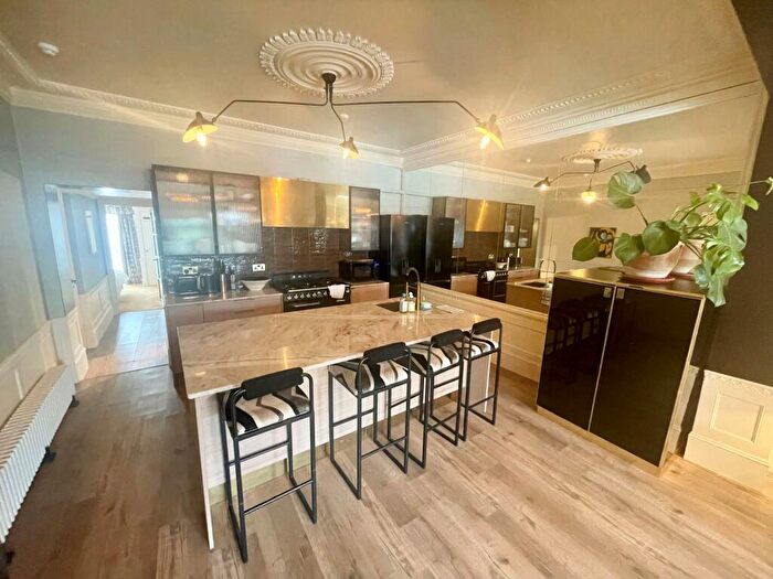 2 Bedroom Flat To Rent In Dalby Square, Margate, CT9