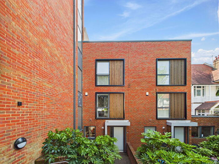 5 Bedroom Terraced House For Sale In Osmond Road, Hove, BN3