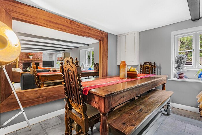 3 Bedroom Terraced House For Sale In Victoria Road, Wargrave, RG10