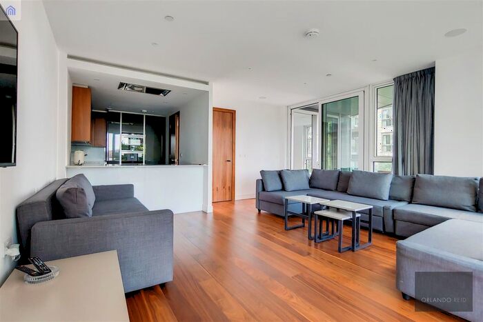 3 Bedroom Flat To Rent In Juniper Drive, London, SW18