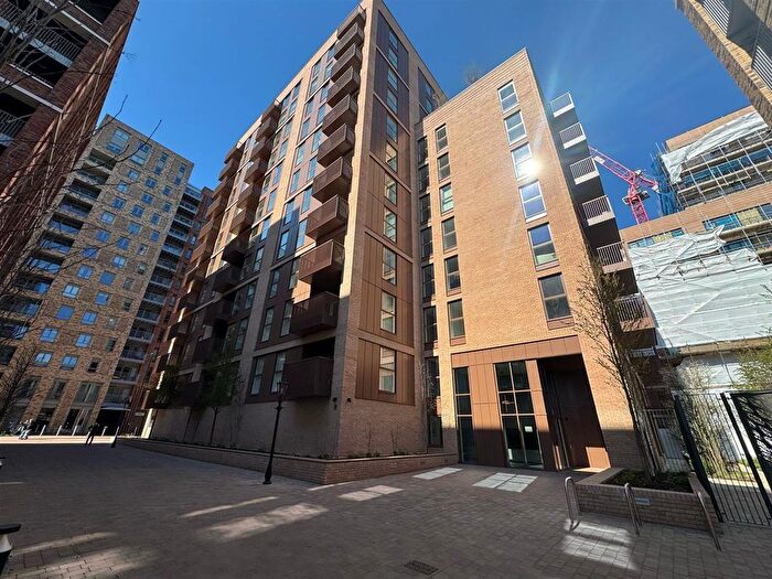 2 Bedroom Flat To Rent In C Mary Neuner Road, Haringey, N8