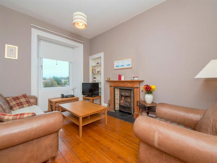 2 Bedroom Flat To Rent In Rodney Street, Edinburgh, EH7