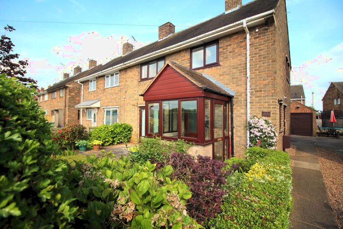 3 Bedroom Semi-Detached House To Rent In Shirebrook, Mansfield, Nottingham, NG20