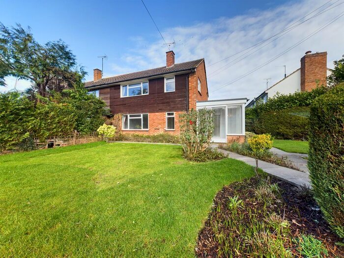 3 Bedroom Property To Rent In Knightsbridge Green, Knightsbridge, Gloucestershire, GL51