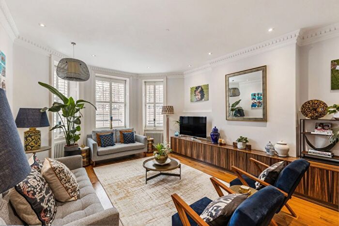 4 Bedroom Flat To Rent In Zetland House, Marloes Road, London, W8