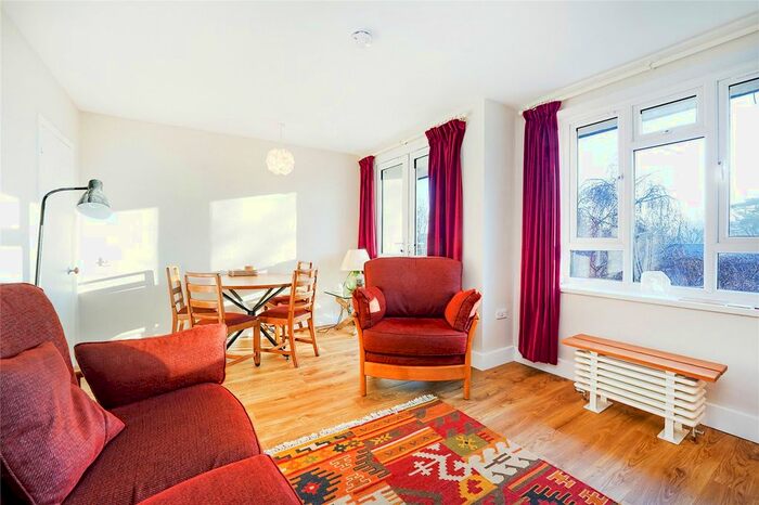 3 Bedroom Flat To Rent In Halford House, Whitnell Way, SW15