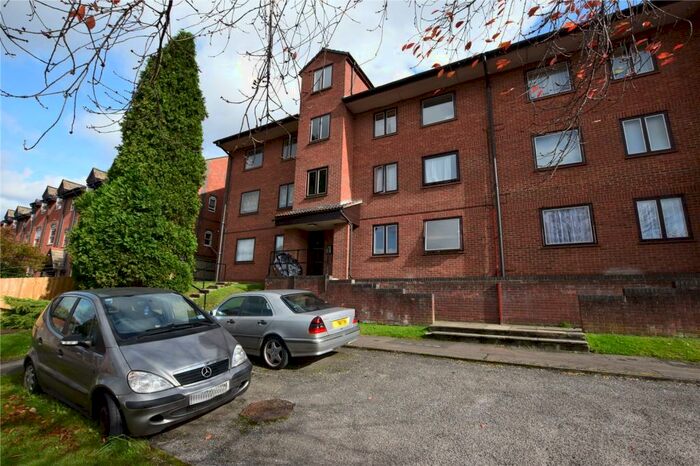 1 Bedroom Apartment To Rent In Tippett Rise, Reading, Berkshire, RG2