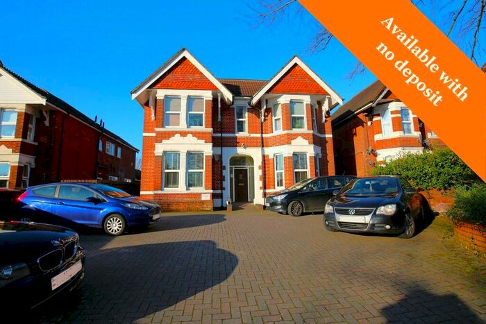 2 Bedroom Ground Flat To Rent In No Deposit Option Available, Portsmouth Road, Woolston, SO19