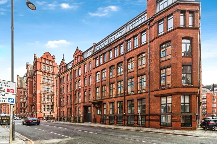 2 Bedroom Apartment For Sale In Whitworth Street, Manchester, M1
