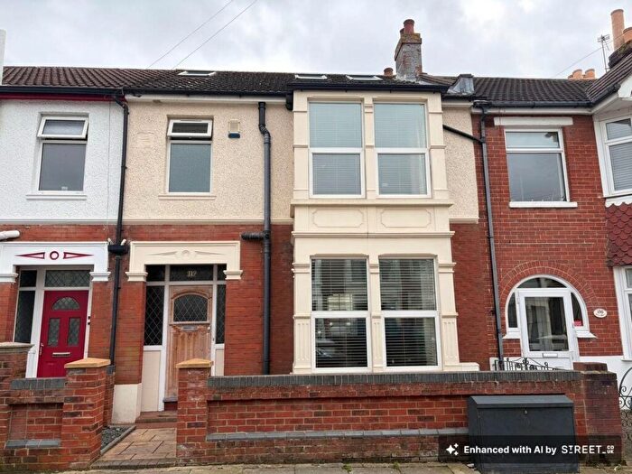 4 Bedroom Terraced House For Sale In Hayling Avenue, Portsmouth, PO3