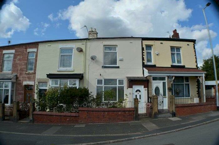 2 Bedroom Property To Rent In Bennett Street, Hyde, SK14