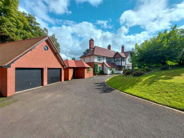 5 Bedroom Detached House To Rent In Monument Lane, Lickey, Birmingham, West Midlands, B45