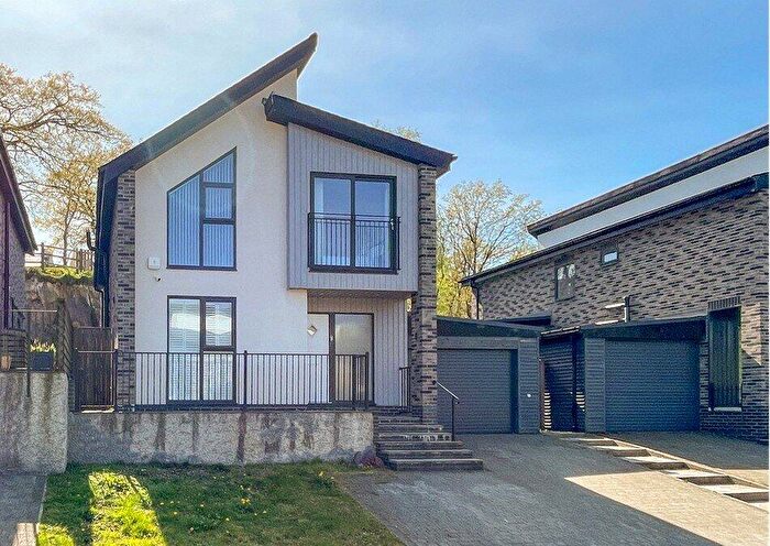 4 Bedroom Detached House For Sale In Trem Y Chwarel, Llanberis, Caernarfon, Gwynedd, LL55