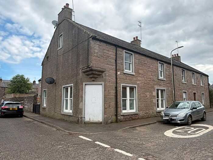 2 Bedroom Flat To Rent In Castle Street, Newtyle, Blairgowrie, PH12