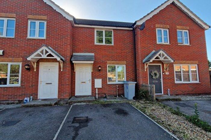 2 Bedroom Property To Rent In Clay Cross Drive, Mansfield, NG21