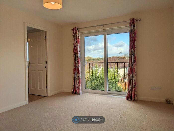 2 Bedroom Flat To Rent In Prestonbury Close, Plymouth, PL6