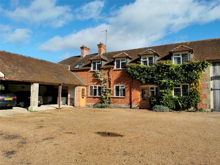 3 Bedroom End Of Terrace House To Rent In Cherry Orchard, Shaftesbury, Dorset, SP7