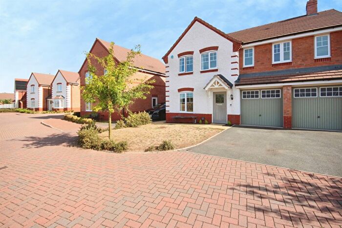 5 Bedroom Detached House For Sale In Madan Gardens, Bishops Tachbrook, Leamington Spa, CV33