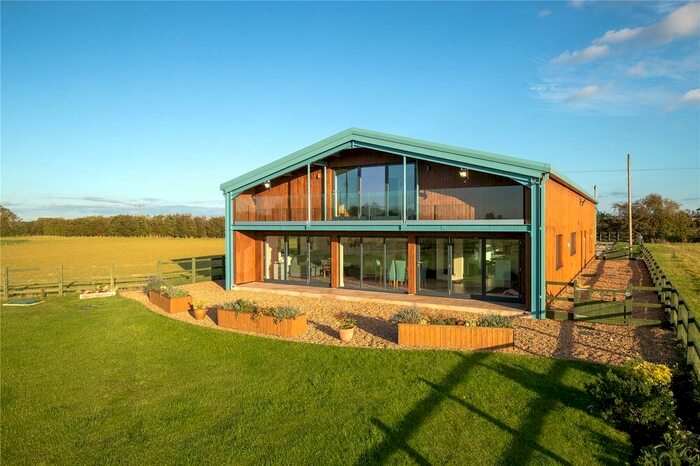 4 Bedroom Detached House For Sale In St. Ives Road, Somersham, Huntingdon PE28