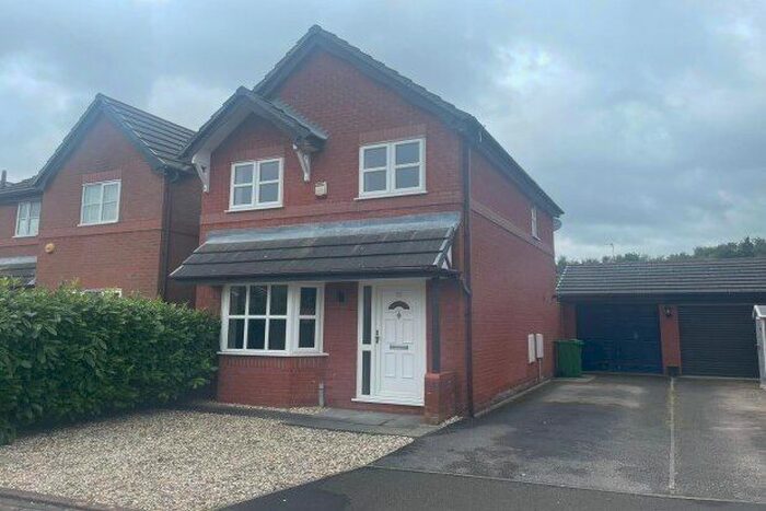 3 Bedroom Detached House To Rent In Mottram Close, Warrington, WA4