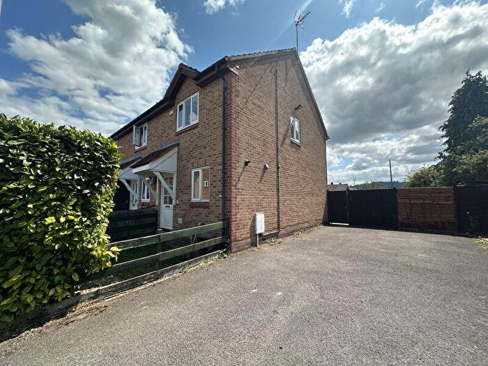 2 Bedroom House To Rent In Nut Croft, Coney Hill, Gloucester, GL4