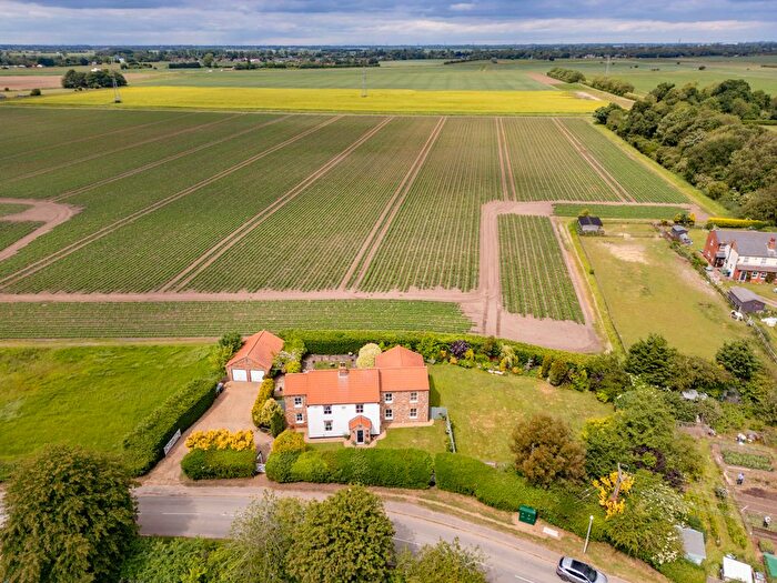 4 Bedroom Cottage For Sale In Newton-In-The-Isle, Wisbech, PE13