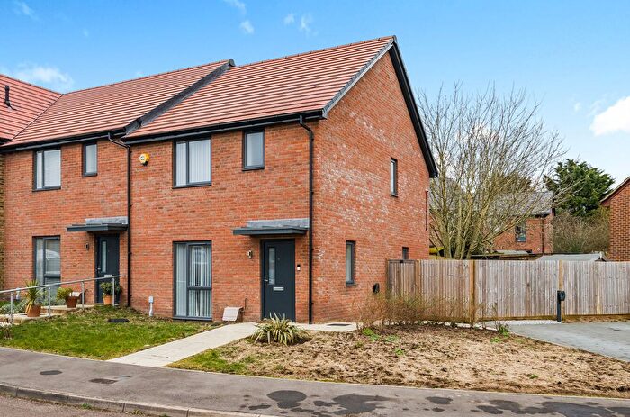 3 Bedroom End Of Terrace House For Sale In Windmill Close, Barkway, Royston, SG8
