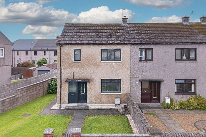 2 Bedroom End Of Terrace House For Sale In Gordon Street, Lochgelly, KY5