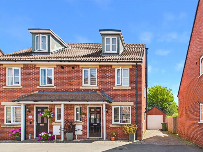 3 Bedroom Semi-Detached House For Sale In John Harper Close, Stroud, Gloucestershire, GL5