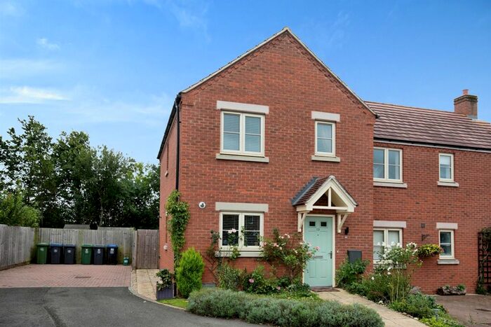 2 Bedroom Semi-Detached House For Sale In Yeats Road, Stratford-Upon-Avon, CV37