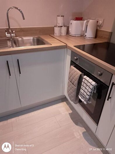 1 Bedroom Flat To Rent In North Street, Leeds, LS2