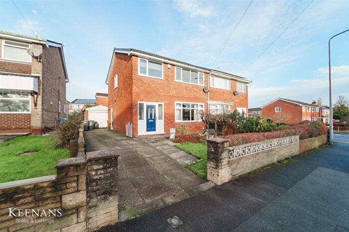 3 Bedroom Semi Detached House For Sale In Billy Lane, Clifton, Swinton, Manchester, M27