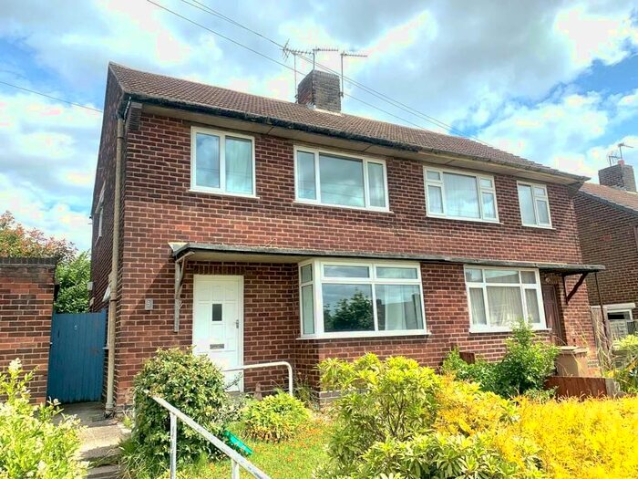 3 Bedroom Semi-Detached House To Rent In Nuthall Circle, Ilkeston, DE7