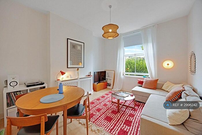 2 Bedroom Flat To Rent In Mildmay Park, London, N1