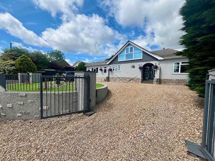 5 Bedroom Detached House For Sale In Ridgeway, West Parley, Ferndown, BH22