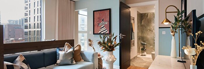 1 Bedroom Flat For Sale In Staines-Upon-Thames, Staines Upon Thames, TW18