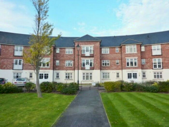 2 Bedroom Flat To Rent In Halliwell Cresent, Hutton, PR4