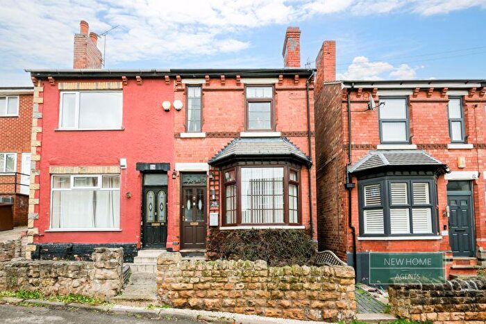 3 Bedroom Terraced House For Sale In Thorneywood Rise Nottingham, NG3